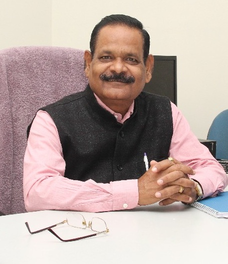 Prof.(Dr.) Rajiv Kumar Khare